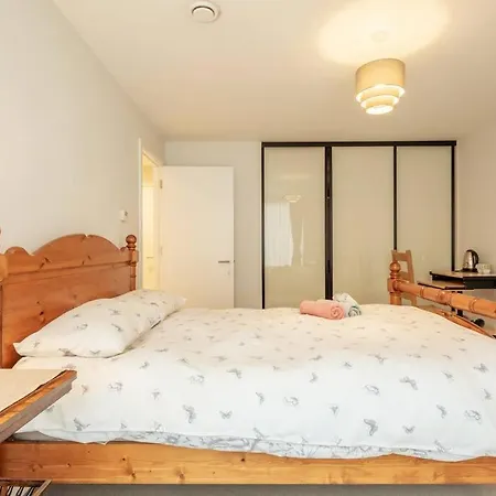 Luxury Ensuite Room 2 Minutes From Cambridge Station Exterior photo