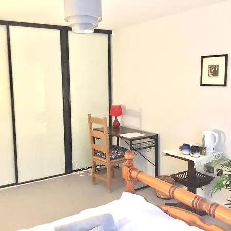 Luxury Ensuite Room 2 Minutes From Cambridge Station Exterior photo