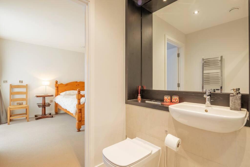 Luxury Ensuite 2 Minutes From Station Cambridge (Cambridgeshire)
