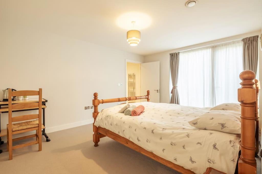 Homestay Luxury Ensuite 2 Minutes From Station *